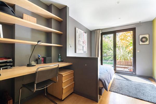 Appartement familial avec terrasse arborée