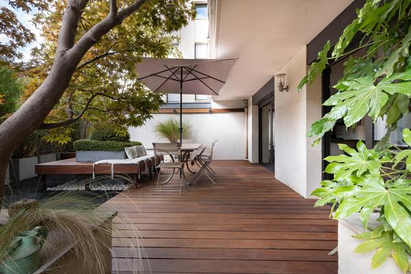 Appartement familial avec terrasse arborée