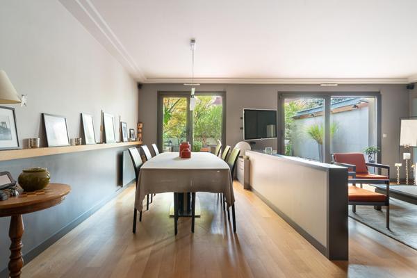 Appartement familial avec terrasse arborée
