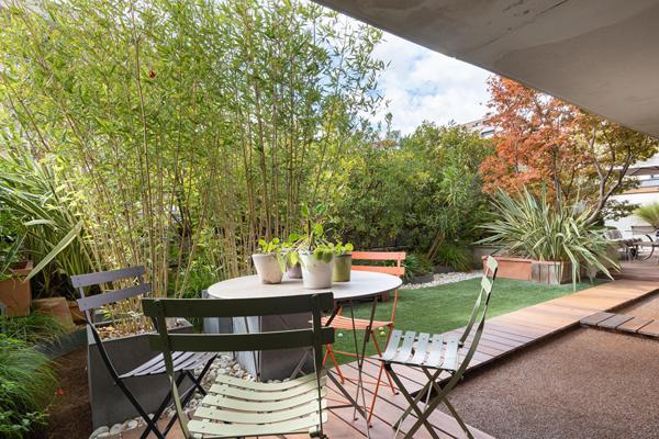 Appartement familial avec terrasse arborée