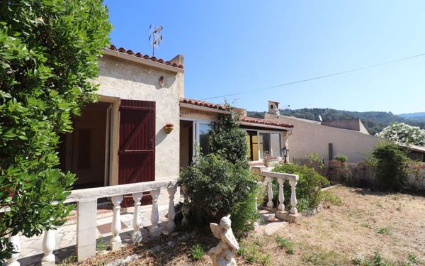 Maison à vendre    4 pièces •  Contes