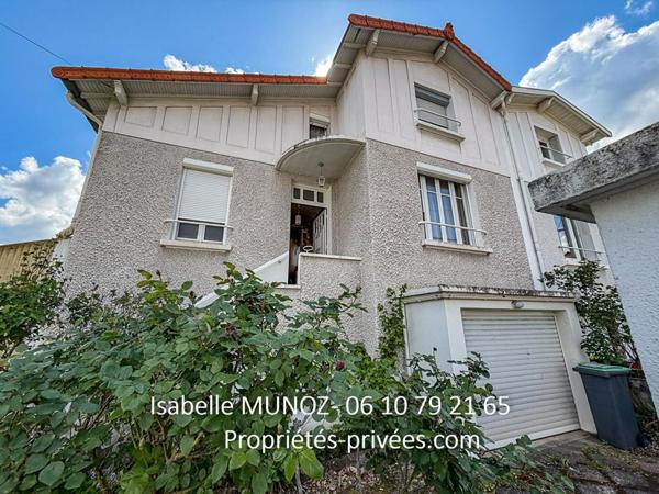 Maison Beaumont 4 pièce(s) 94 m2 avec dépendances et jardin