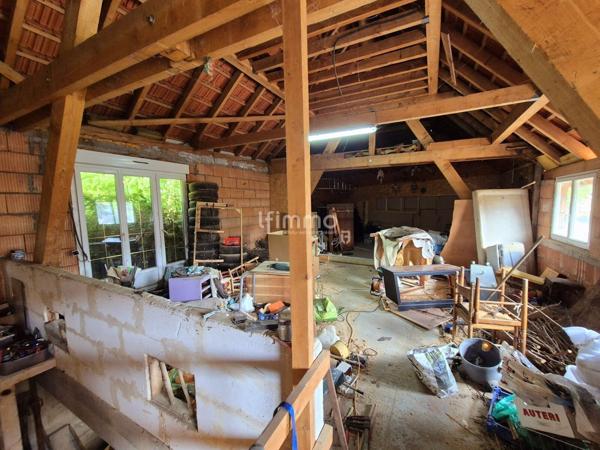 Maison de 121.82 m2 habitables à Niederbronn-les-bains.