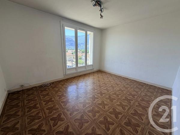 Appartement T3 à vendre  3 pièces - 55,43 m 2   ST MARTIN LE VINOUX  - 38