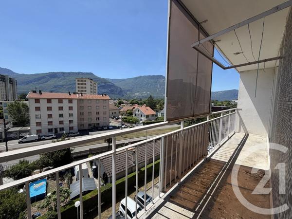 Appartement T3 à vendre  3 pièces - 55,43 m 2   ST MARTIN LE VINOUX  - 38