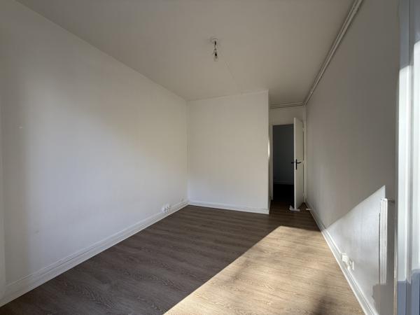 Appartement T2 de 43 m² avec balcon - Chauffage collectif inclus