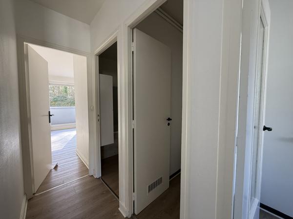 Appartement T2 de 43 m² avec balcon - Chauffage collectif inclus