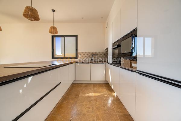 Vente
                Maison112 m² - 4 Pièces -
                    NARBONNE (11100)