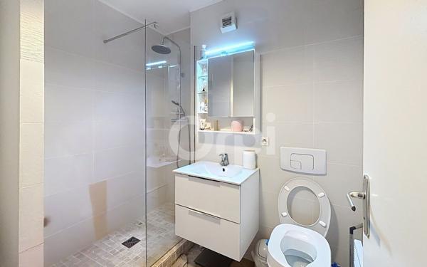 Appartement à vendre    2 pièces • 52 m2 Pringy