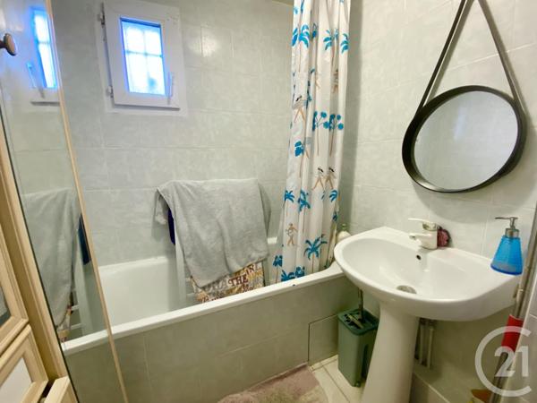 Appartement F3 à vendre  3 pièces - 49,76 m2 GOUSSAINVILLE - 95