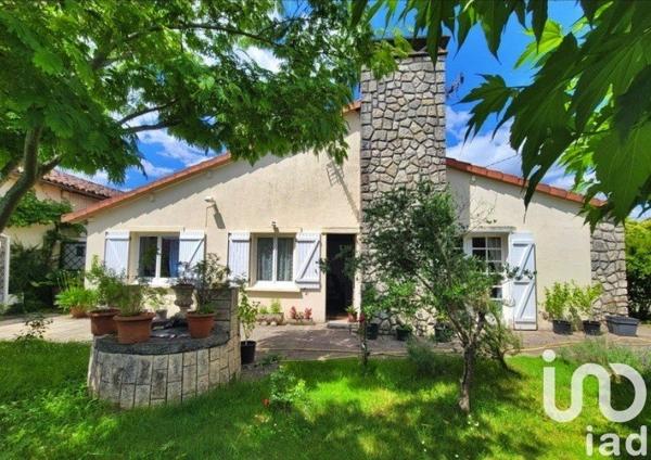 Maison 3 pièces de 115 m² à Gabarret (40310)