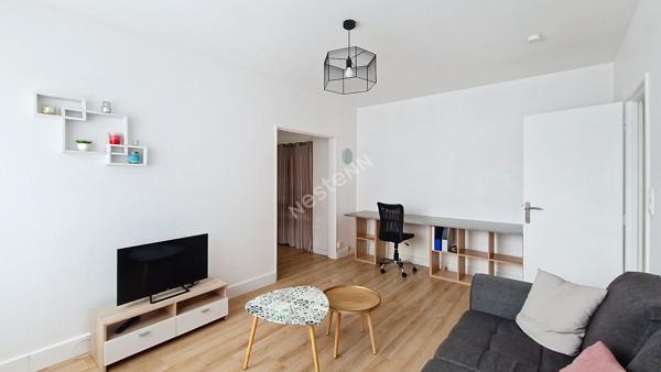 Poitiers charmant T2 de 44 m², aucun travaux à prévoir, proche centre-ville avec parking et cave !