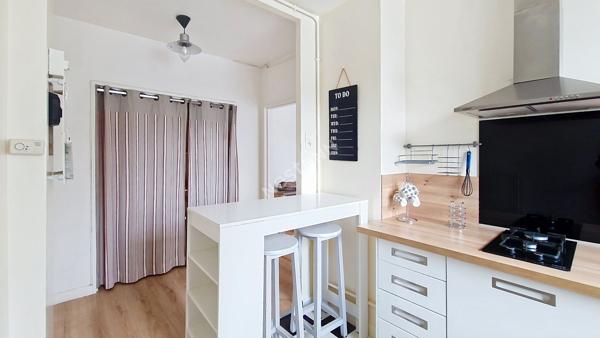 Poitiers charmant T2 de 44 m², aucun travaux à prévoir, proche centre-ville avec parking et cave !