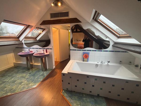 Maison à SAINT-MAUR-DES-FOSSES, 94100 - 6 pièces 267m²