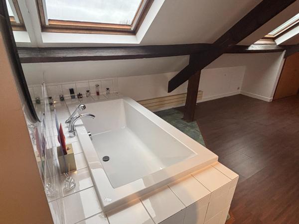 Maison à SAINT-MAUR-DES-FOSSES, 94100 - 6 pièces 267m²