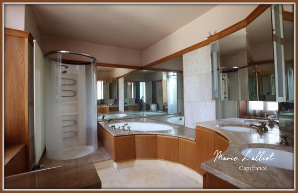 Maison Bourgeoise à vendre 8 pièces PUISEAUX, dépendances, garage, jardin clos, Piscinable, 5 chambres