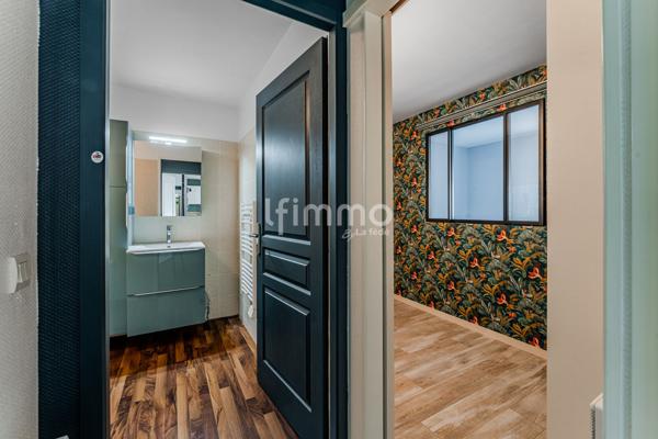 Appartement cave et parking « à saisir sur offre de prix »