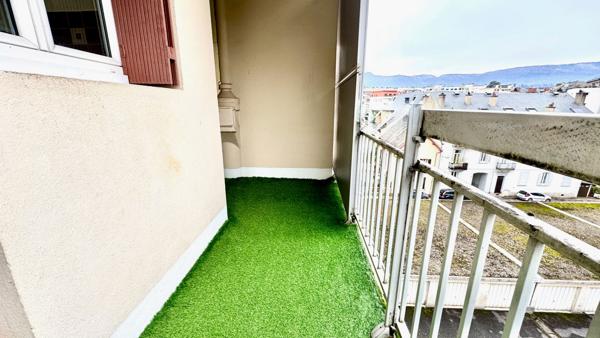 CHAMBERY EN EXCLUSITE / 3 PIECES DERNIER ETAGE - CHAMBERY