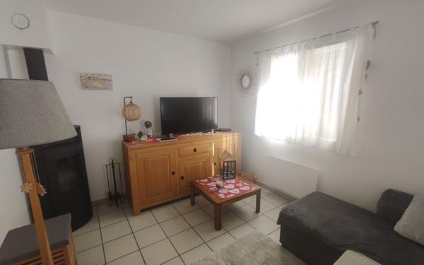 Maison à vendre    4 pièces •  Mison