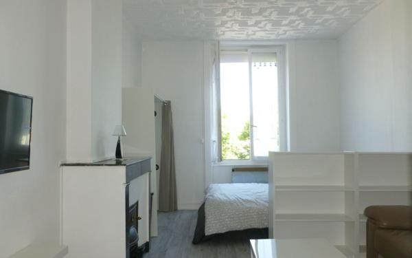 Appartement à vendre    2 pièces • 36,48 m2 Saint-Étienne