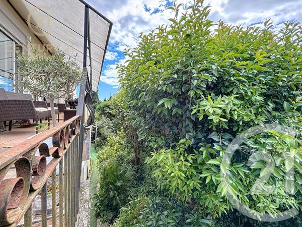 Maison à vendre  10 pièces - 261,77 m2 MOUGINS - 06
