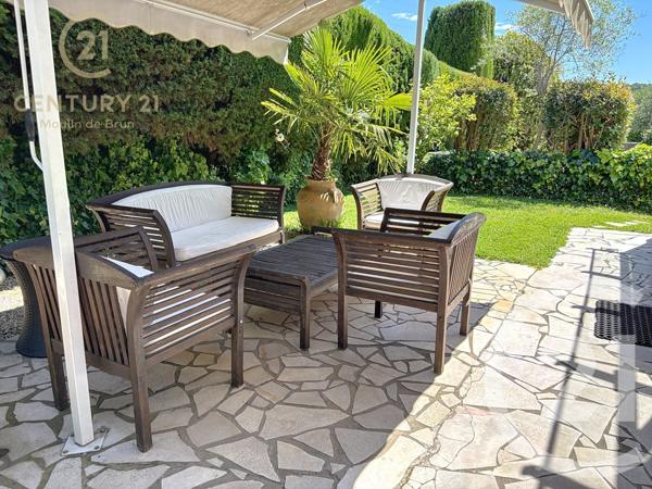 Maison à vendre  10 pièces - 261,77 m2 MOUGINS - 06