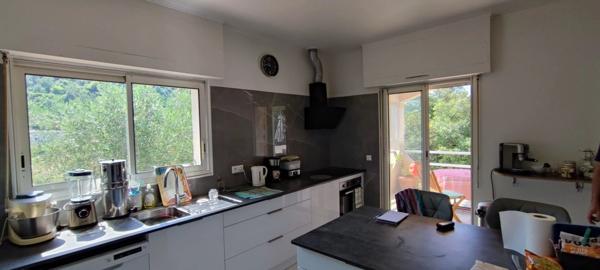 Vente Propriété 8 pièces 260 m2 à Nice