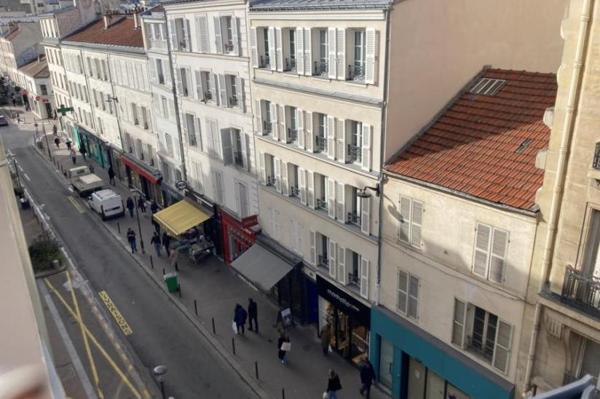 Vente - Appartement 2 pièces 30 m 2 Paris (75015)