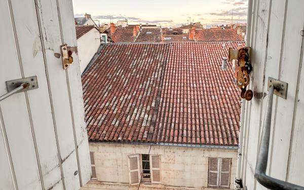 Appartement à vendre    2 pièces • 56 m2 Périgueux