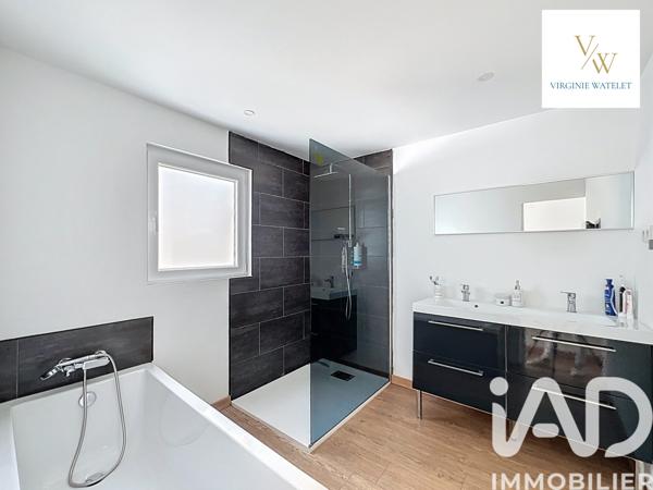 Maison à vendre 4 pièces 116 m² Nîmes