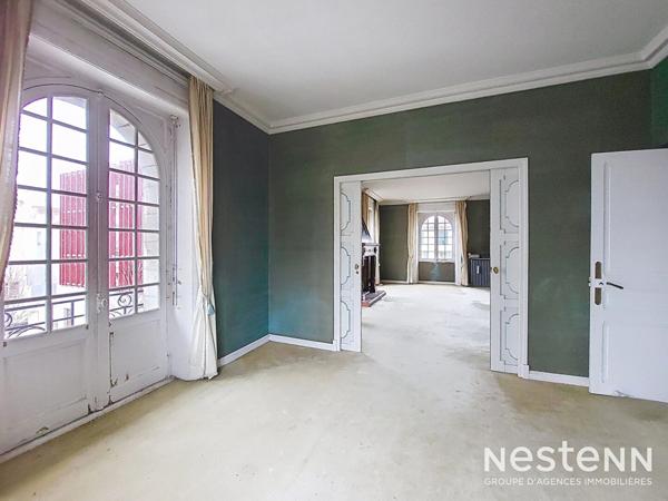 A Vendre Appartement de caractère de 144 m² dans une maison de Maître au coeur du centre historique d'Hendaye
