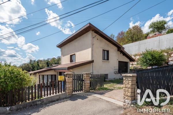 Maison à vendre 4 pièces 103 m² Saint-Jean-de-Moirans