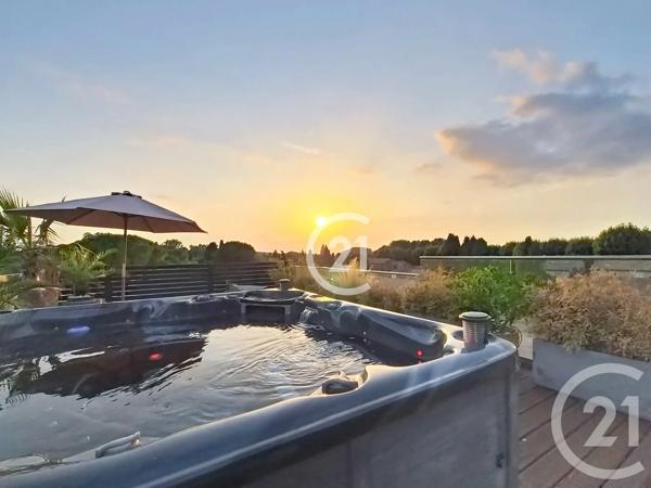 Appartement Loft à vendre  4 pièces - 147,50 m 2   ST REMY DE PROVENCE  - 13