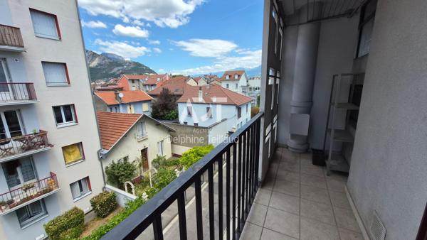 Appartement T3 à GRENOBLE