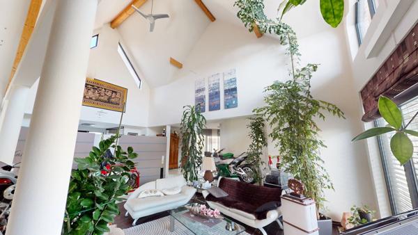 Maison d’exception aux volumes spectaculaires – Seltz