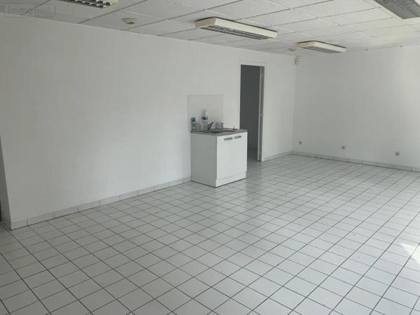 Location - Fonds et/ou murs commerciaux Arras 62000 2 pièces 46 m 2