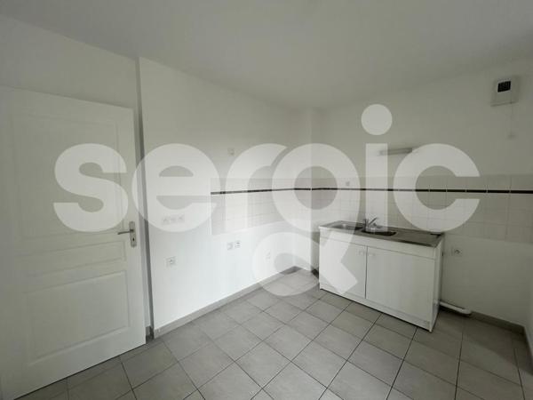 Location 3 Pieces 65 80000 Amiens 25 1511 01 0005