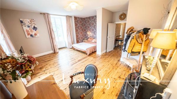 CHARROUX - 03140 : maison T14 (465 m²) en vente