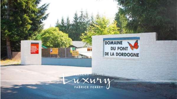 CHARROUX - 03140 : maison T14 (465 m²) en vente