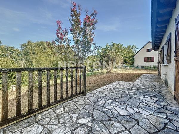 Grande et belle maison à vendre Beaulieu Sur Dordogne 158m2 - 5 Chambres - beaux volumes - garage - sous-sol complet - terrasses - Vue dégagée