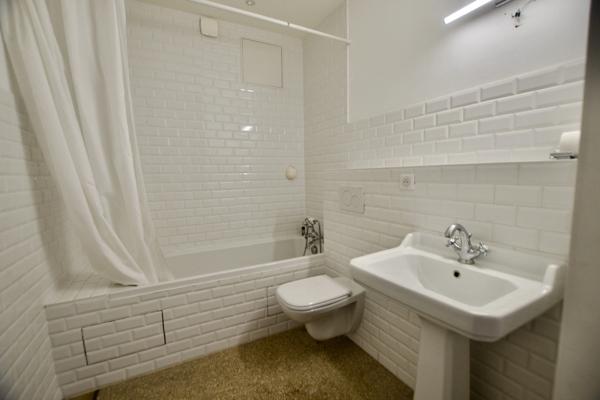 ANNEMASSE CENTRE (74100) - T5 HAUSSMANNIEN - 161 M²