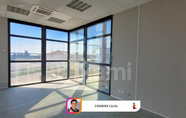 Bureaux 246 m2 à Portes les Valence