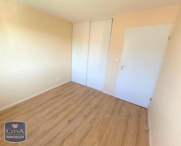 Appartement à vendre 4 pièces 74.42m² Dole (39100)