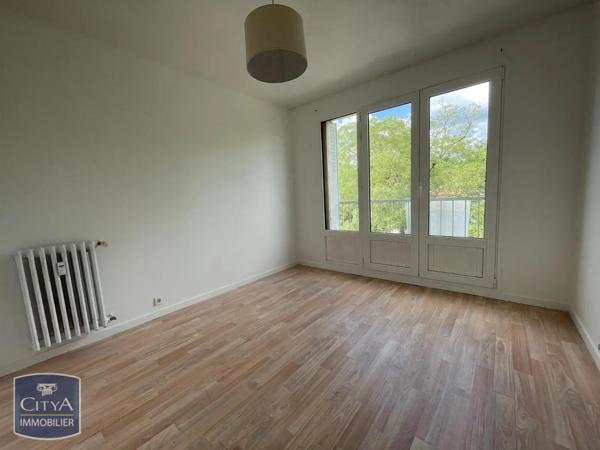 Appartement à louer 4 pièces 65.76m² Limoges (87000)