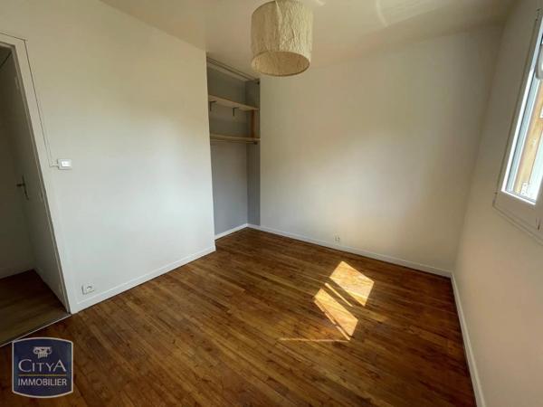 Appartement à louer 4 pièces 65.76m² Limoges (87000)