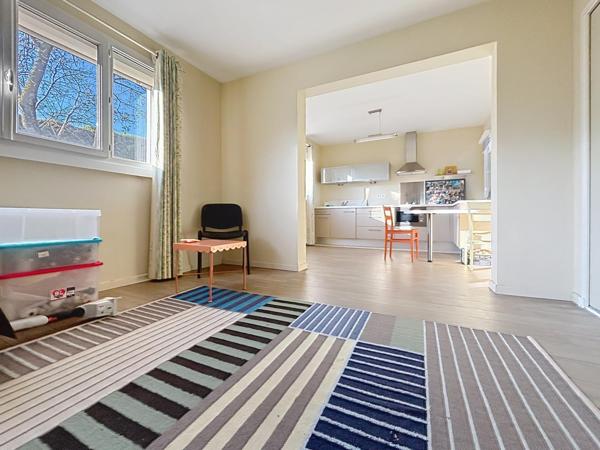 VILLA - 6 pièces - 154 m2