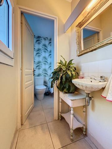 VILLA - 6 pièces - 154 m2