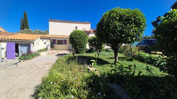 Maison à vendre 699 000 € Ollioules 8 p 168 m² DPE B