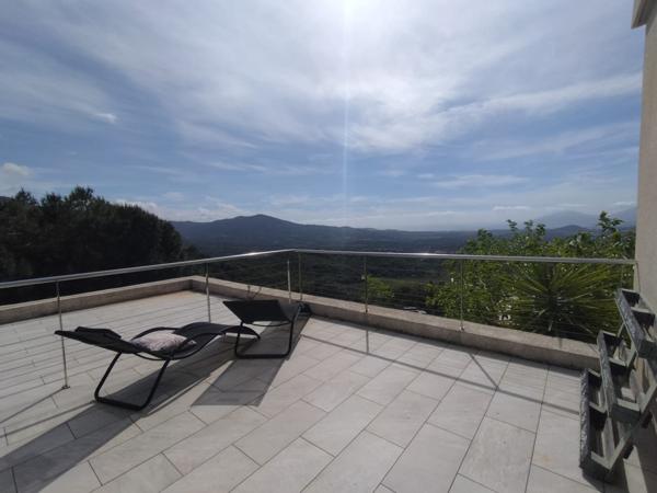 VILLA VUE MER 240 M2 - PROCHE D'AJACCIO  Eccica-Suarella (20117)