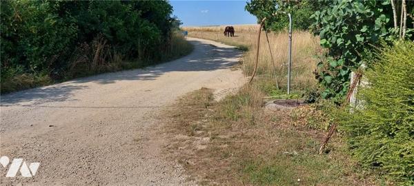 VENTE TERRAIN À BÂTIR - LA CELLE SOUS CHANTEMERLE